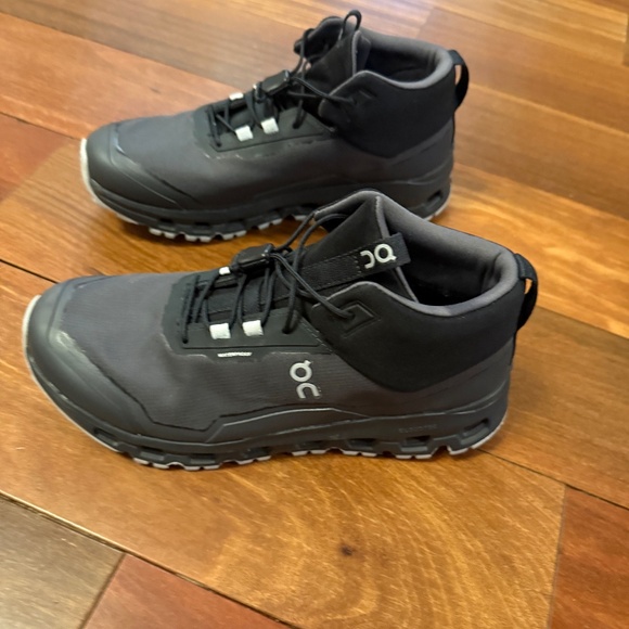 On Cloud Cloudhero Mid Waterproof Size 5.5Y. New Without box. - Picture 3 of 7